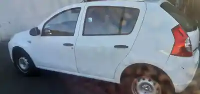 Scrapping Vehicle dacia sandero básico of the year 2012 powered d4f732