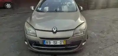 Veicolo di demolizione RENAULT MEGANE III SPORT TOURER Dynamique dell'anno 2010 alimentato M9R615