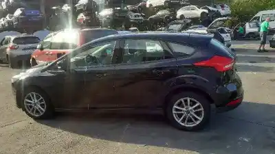 Veicolo di demolizione ford focus lim. (cb8) trend dell'anno 2015 alimentato t1da