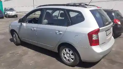 Здавання транспортного засобу kia carens (un) concept року 2008 потужний d4ea