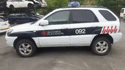 Sloopvoertuig kia sportage active 4x4 van het jaar 2007 aangedreven d4eav