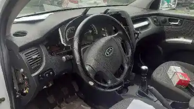 Sloopvoertuig kia sportage active 4x4 van het jaar 2007 aangedreven d4eav