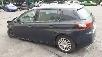 Veículo de Sucata peugeot 308 access do ano 2015 alimentado 9h06