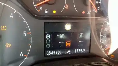 Véhicule à la ferraille opel combo life expression de l'année 2018 alimenté yh01