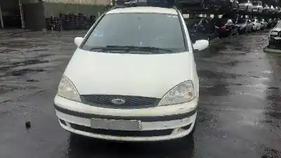 Veicolo di demolizione ford galaxy (vy) ambiente dell'anno 2004 alimentato auy