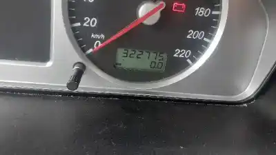 Veicolo di demolizione ford galaxy (vy) ambiente dell'anno 2004 alimentato auy