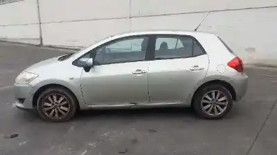 Vehículo de desguace toyota auris luna del año 2007 con motor 1ad