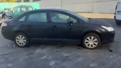 Vehicul casat citroen c4 sedan collection al anului 2010 alimentat 9hz