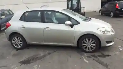 Vehículo de desguace toyota auris luna del año 2007 con motor 1ad