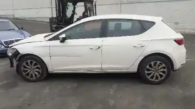 Здавання транспортного засобу seat leon (5f1) style року 2013 потужний clha