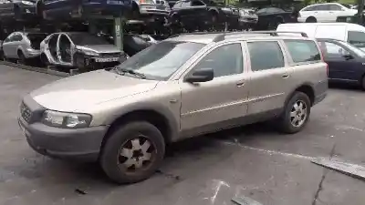 Здавання транспортного засобу VOLVO XC70 D5 AWD Kinetic року 2003 потужний D5244T