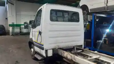 Veículo de Sucata renault mascott ka 140.35/55 base do ano 2004 alimentado 