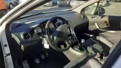 Veículo de Sucata peugeot 308 premium do ano 2010 alimentado 5fv