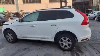 Veicolo di demolizione volvo xc60 kinetic 2wd dell'anno 2013 alimentato d5204t7