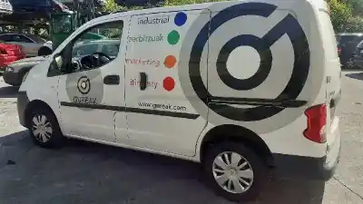 Veículo de Sucata nissan nv 200 (m20) evalia acenta do ano 2015 alimentado k9k