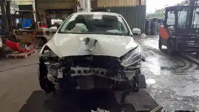 Veículo de Sucata ford focus turn. titanium do ano 2015 alimentado xwda