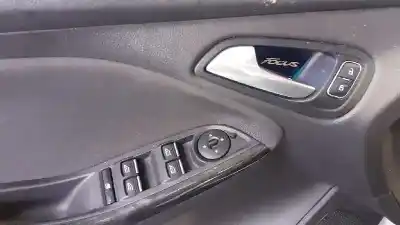 Veículo de Sucata ford focus turn. titanium do ano 2015 alimentado xwda