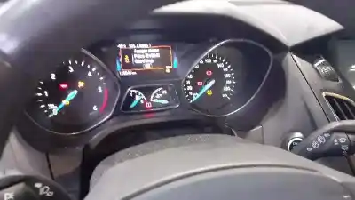 Veículo de Sucata ford focus turn. titanium do ano 2015 alimentado xwda