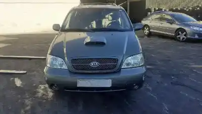 Vehicul casat kia carnival ii 2.9 cdri ex al anului 2004 alimentat j3