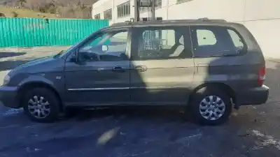 Vehicul casat kia carnival ii 2.9 cdri ex al anului 2004 alimentat j3