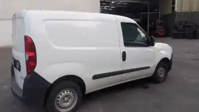 Veículo de Sucata opel combo d kasten l1h1 2.4t do ano 2013 alimentado a13fd