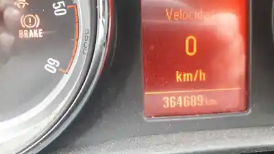 Здавання транспортного засобу opel astra j sports tourer excellence року 2012 потужний a17dtr
