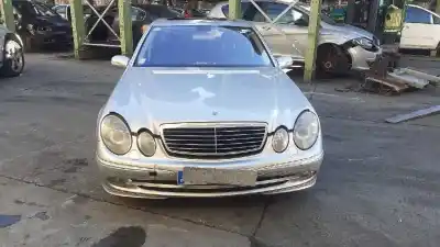 Veículo de Sucata mercedes-benz clase e (w211) berlina e 320 cdi (211.026) do ano 2006 alimentado 648961