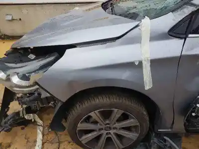 Veicolo di demolizione citroen c4 lim. 1.2 12v e-thp dell'anno 2016 alimentato hn01