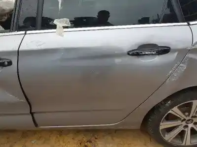 Veicolo di demolizione citroen c4 lim. 1.2 12v e-thp dell'anno 2016 alimentato hn01