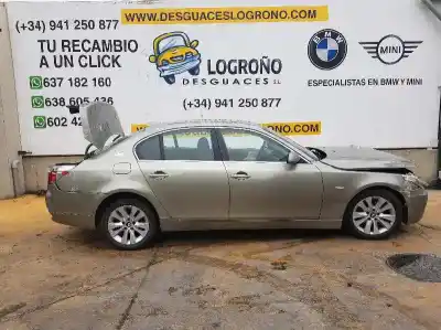 Vehicul casat bmw 5 (e60) 520 i al anului 2004 alimentat 226s1