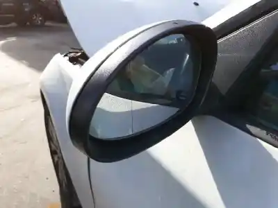 Veículo de Sucata bmw serie 1 berlina 2.0 16v d do ano 2009 alimentado n47d20a