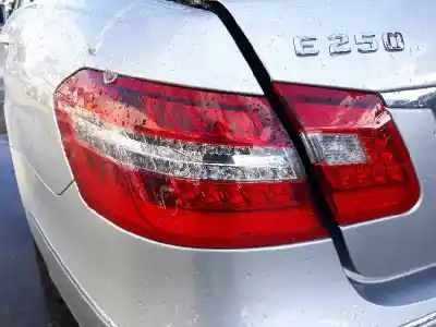 Здавання транспортного засобу mercedes-benz clase e (w212) lim. 2.1 cdi cat року 2009 потужний 651924