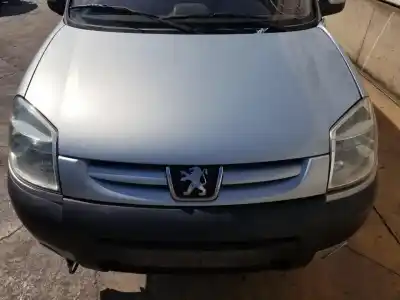 Veículo de Sucata peugeot partner (s2) 2.0 hdi cat do ano 2003 alimentado rhy