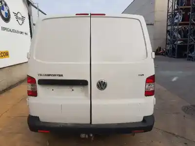 Veículo de Sucata volkswagen t5 transporter 2.0 tdi do ano 2011 alimentado caac