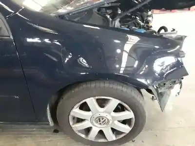 Veículo de Sucata volkswagen golf v berlina (1k1) 1.9 tdi do ano 2005 alimentado bkc