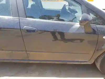 Veículo de Sucata fiat linea (323_, 110_) 1.3 d multijet (323axb11 323axb1a) do ano 2009 alimentado 199a3000