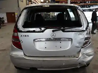 Scrapping Vehicle clase c clase a 2.0 cdi of the year 2006 powered 640940
