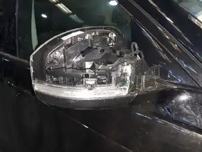 Veículo de Sucata land rover discovery 5 3.0 td v6 do ano 2017 alimentado 306dt