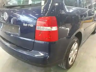 Veículo de Sucata volkswagen touran 2.0 16v fsi do ano 2006 alimentado blx