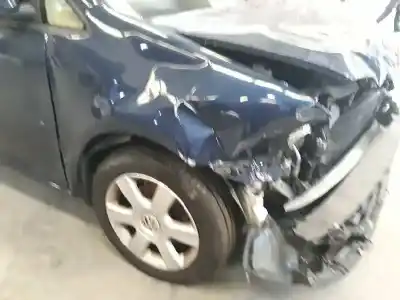 Veículo de Sucata volkswagen touran 2.0 16v fsi do ano 2006 alimentado blx