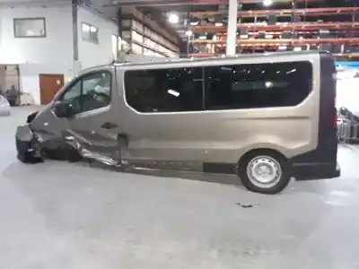 Veicolo di demolizione renault trafic combi 1.6 dci d energy dell'anno 2017 alimentato r9m452