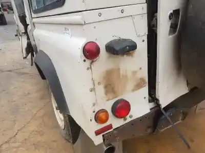 Veicolo di demolizione land rover defender (ld) 2.4 td4 dell'anno 2007 alimentato 244dt