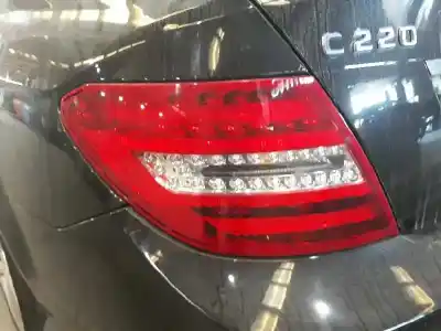 Здавання транспортного засобу clase m clase c lim. 2.1 cdi року 2011 потужний 651911