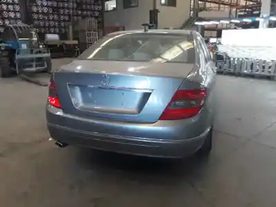 Sloopvoertuig mercedes-benz clase c (w204) berlina 2.1 cdi cat van het jaar 2010 aangedreven 651911