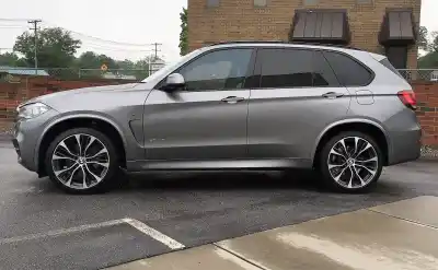 Здавання транспортного засобу BMW X5 (F15, F85) XDRIVE 40E року 2015 потужний N20B20A