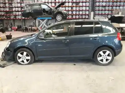 Vehicul casat volkswagen golf v berlina (1k1) 1.9 tdi al anului 2008 alimentat bxe