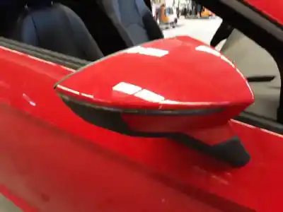 Здавання транспортного засобу seat leon sc (5f5) fr року 2016 потужний crmb