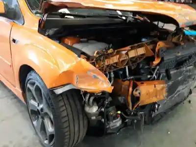 Véhicule à la ferraille ford focus berlina (cap) st racing orange de l'année 2004 alimenté hyda