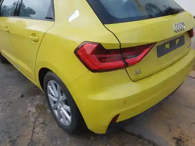 Veicolo di demolizione audi a1 sportback 1.0 tfsi dell'anno 2021 alimentato dkrf