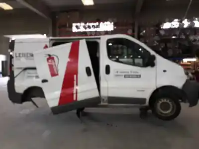 Veículo de Sucata renault trafic combi (ab 4.01) 1.9 diesel do ano 2004 alimentado f9q762